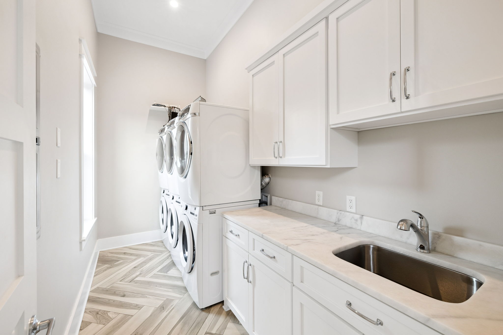 3 Washers & Dryers in the Laundry Room!