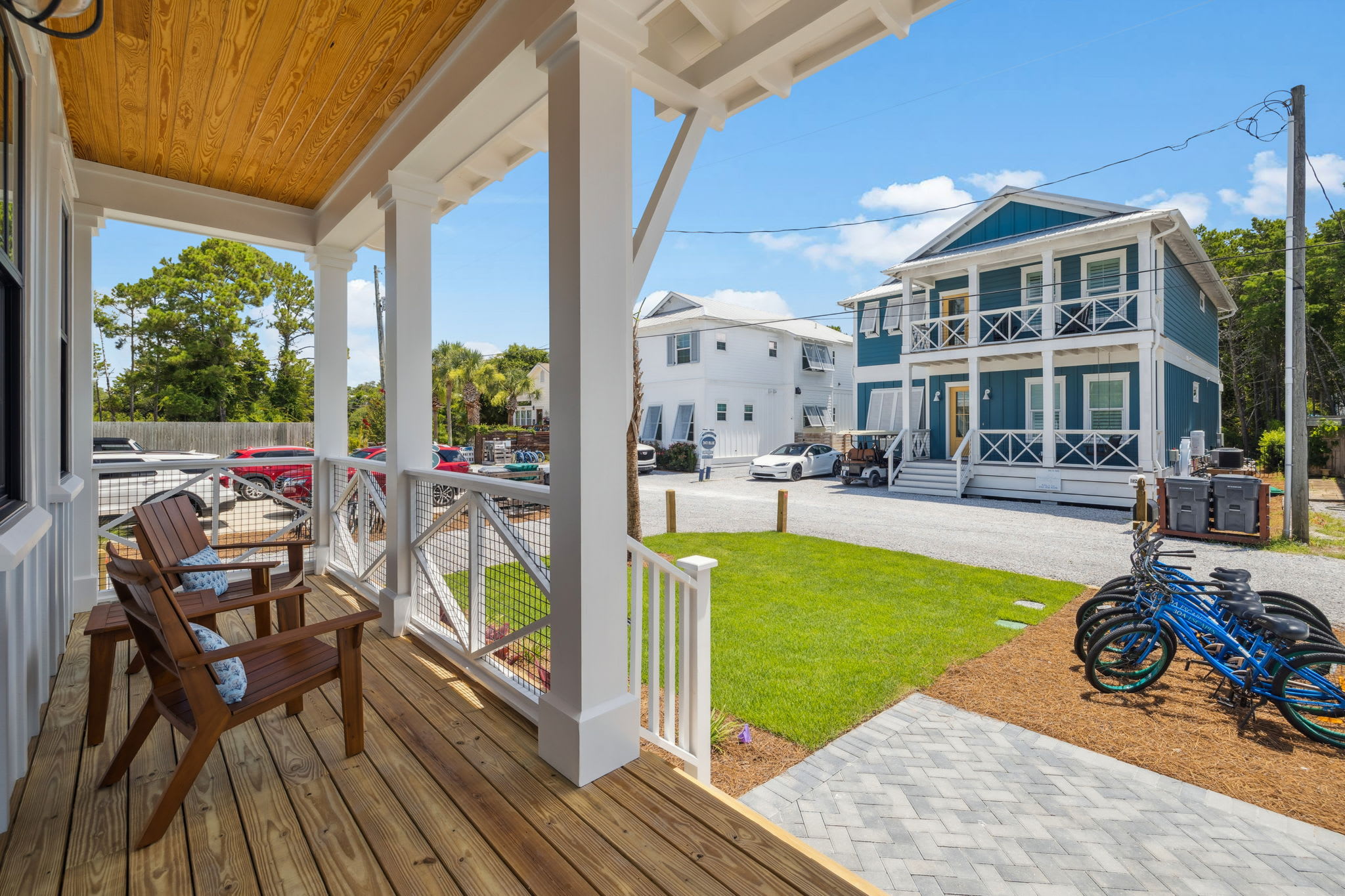 Cozy Front Porch - Perfect for Morning Coffee