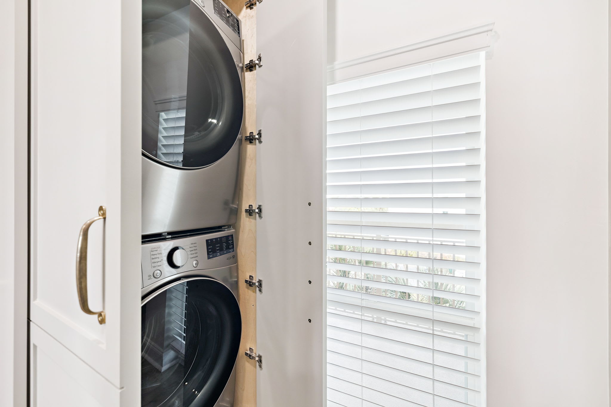 Stack Washer & Dryer - Conveniently Located Off the Kitchen