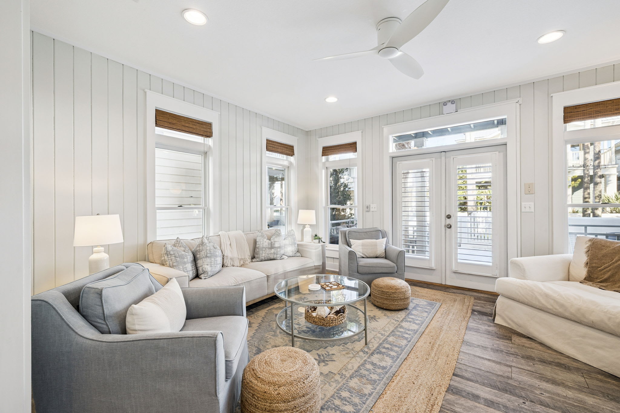 Bright & Airy Living Area with Ample Seating