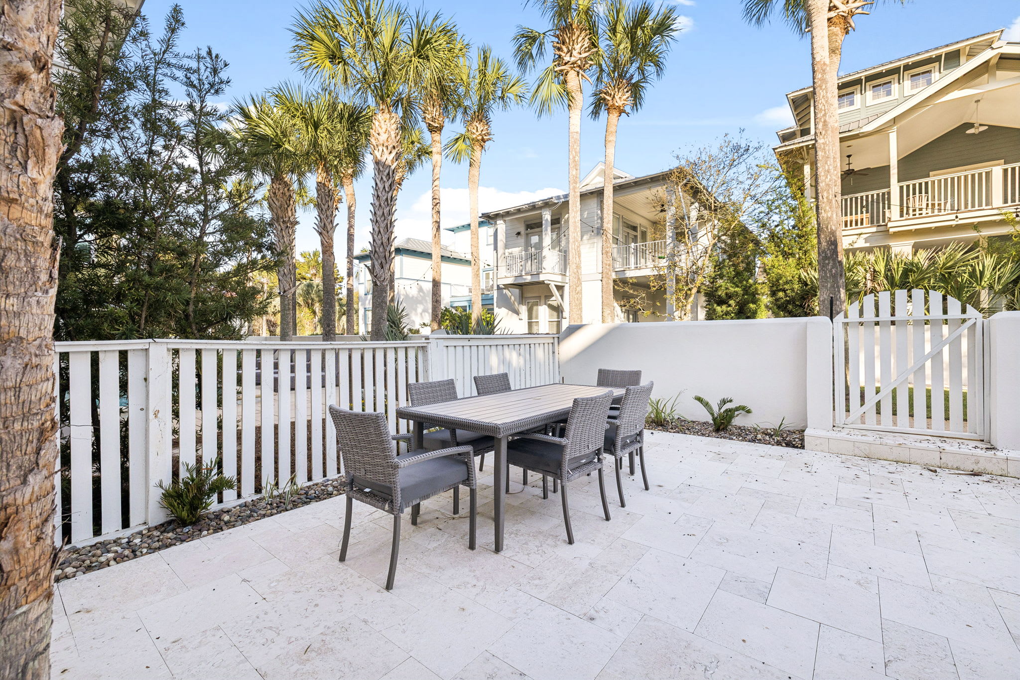 Enjoy Al Fresco Dining for 6 Under the Palms