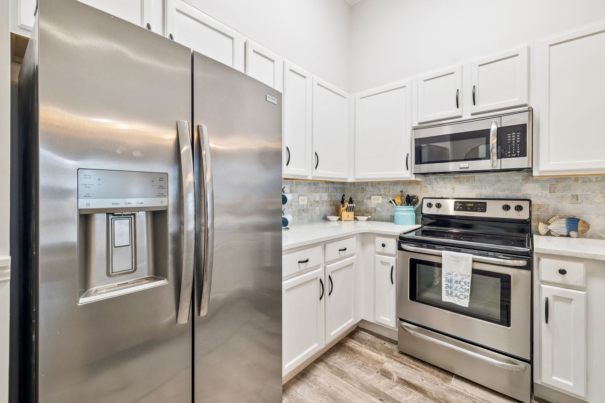 Fully Equipped Kitchen!