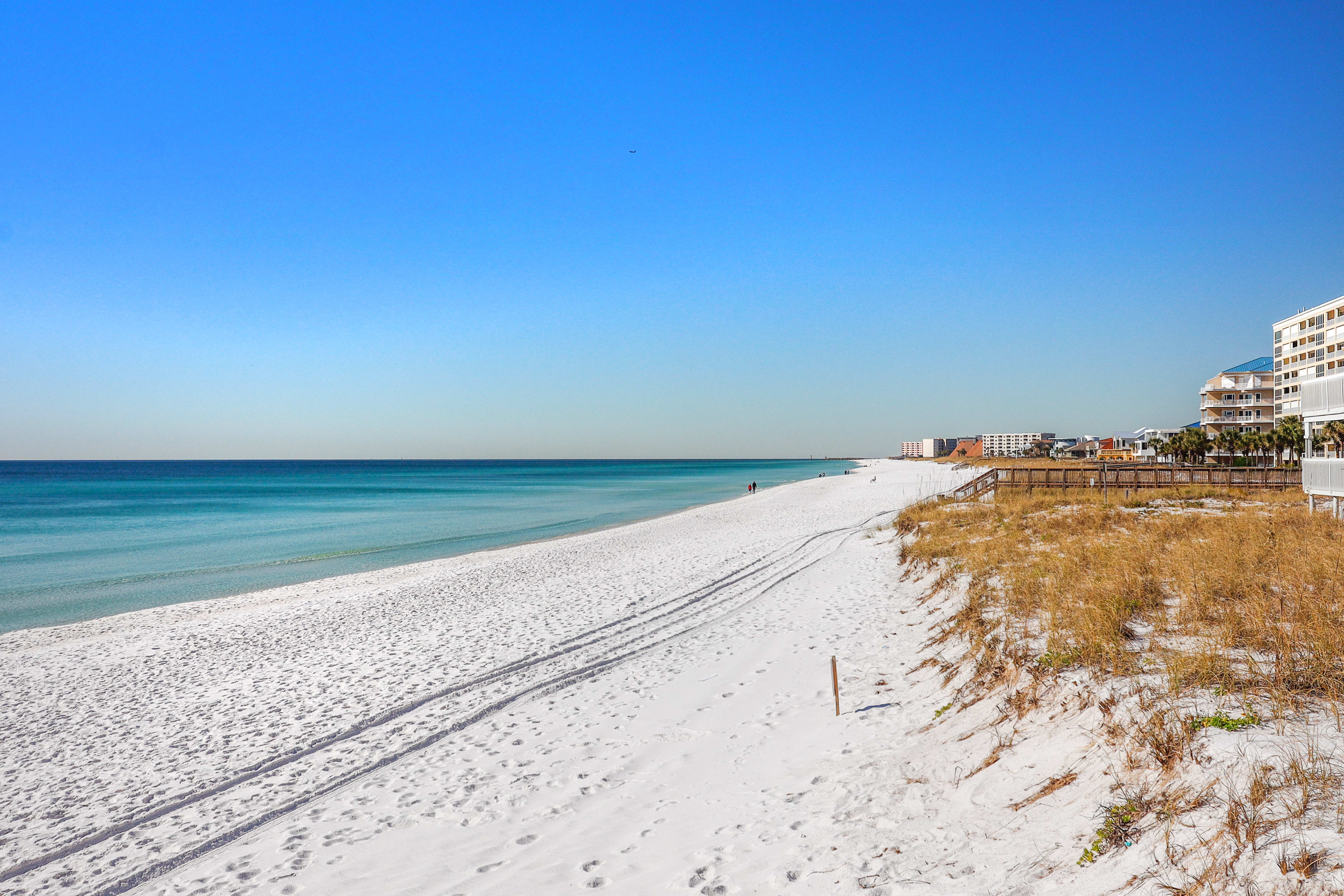 Sandpiper Cove Beach