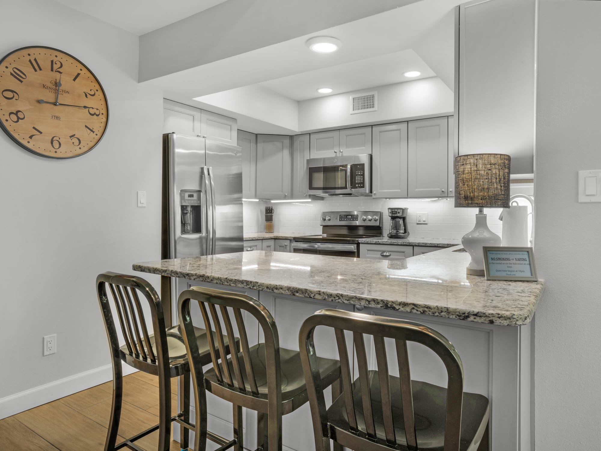 Extra Seating at Bar Area