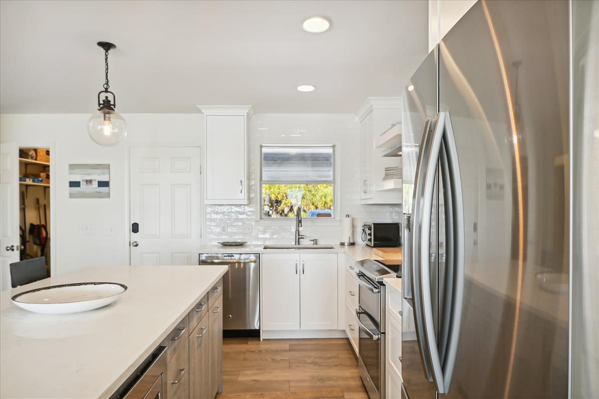 Modern Gourmet Kitchen