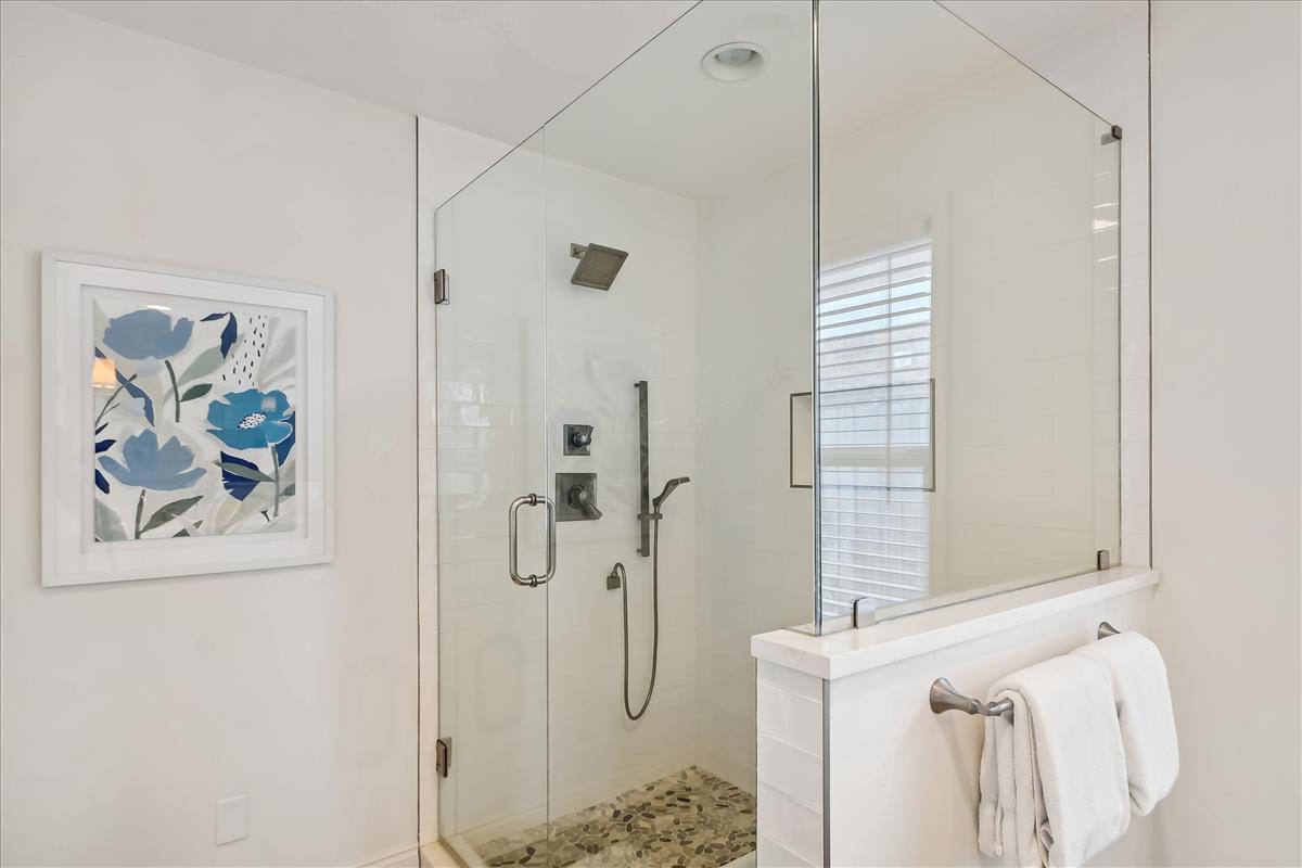 Spa-Like Bath Retreat