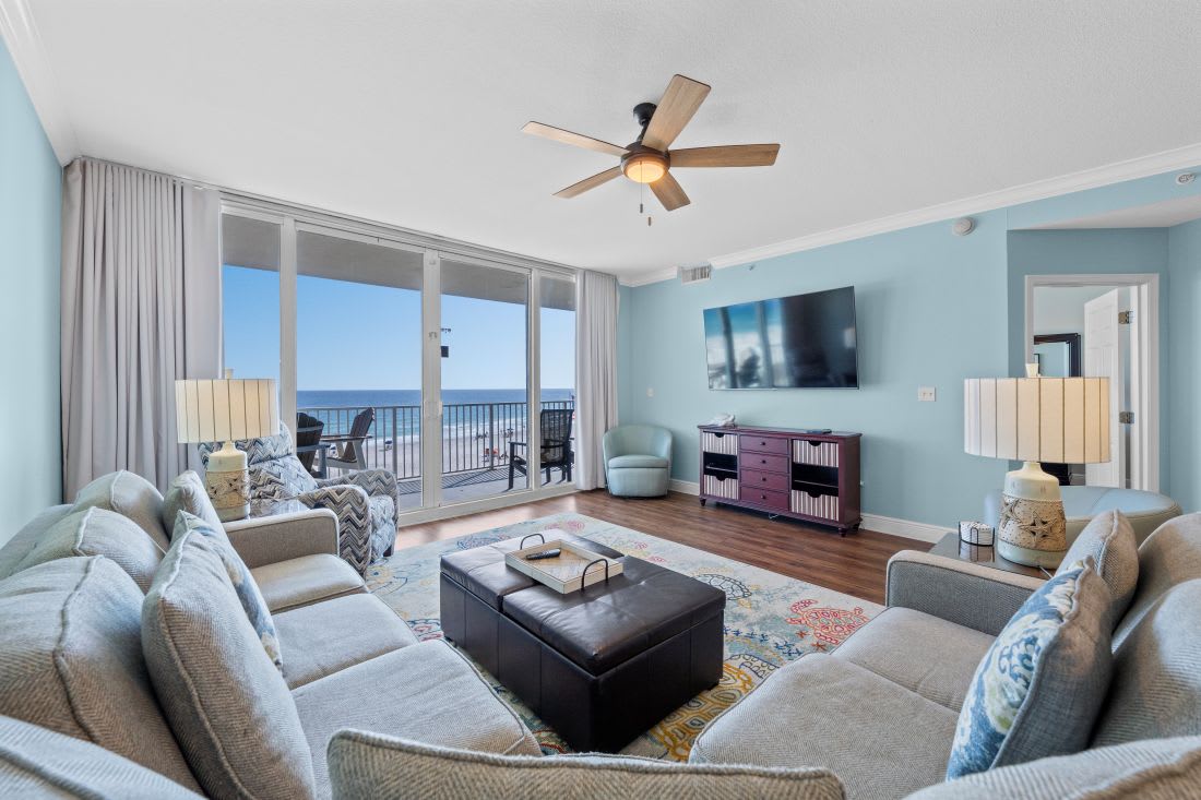 San Carlos 401 Living Room