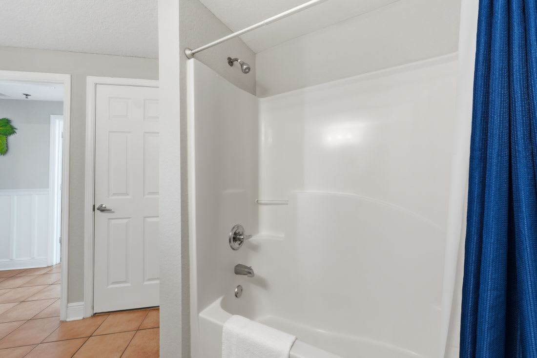 Crystal Shores West 601 Bathroom 2