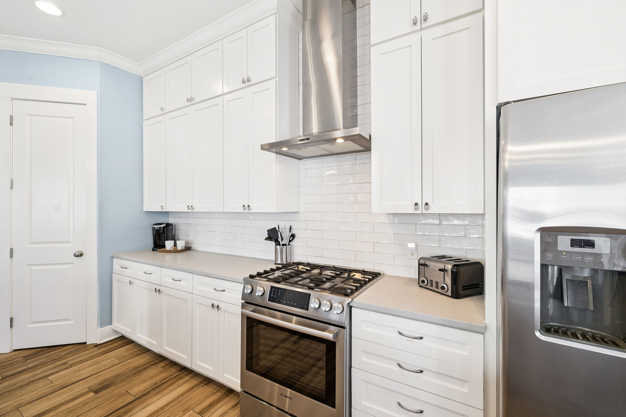 Chef's Kitchen - Offering Stainless Steel Appliances