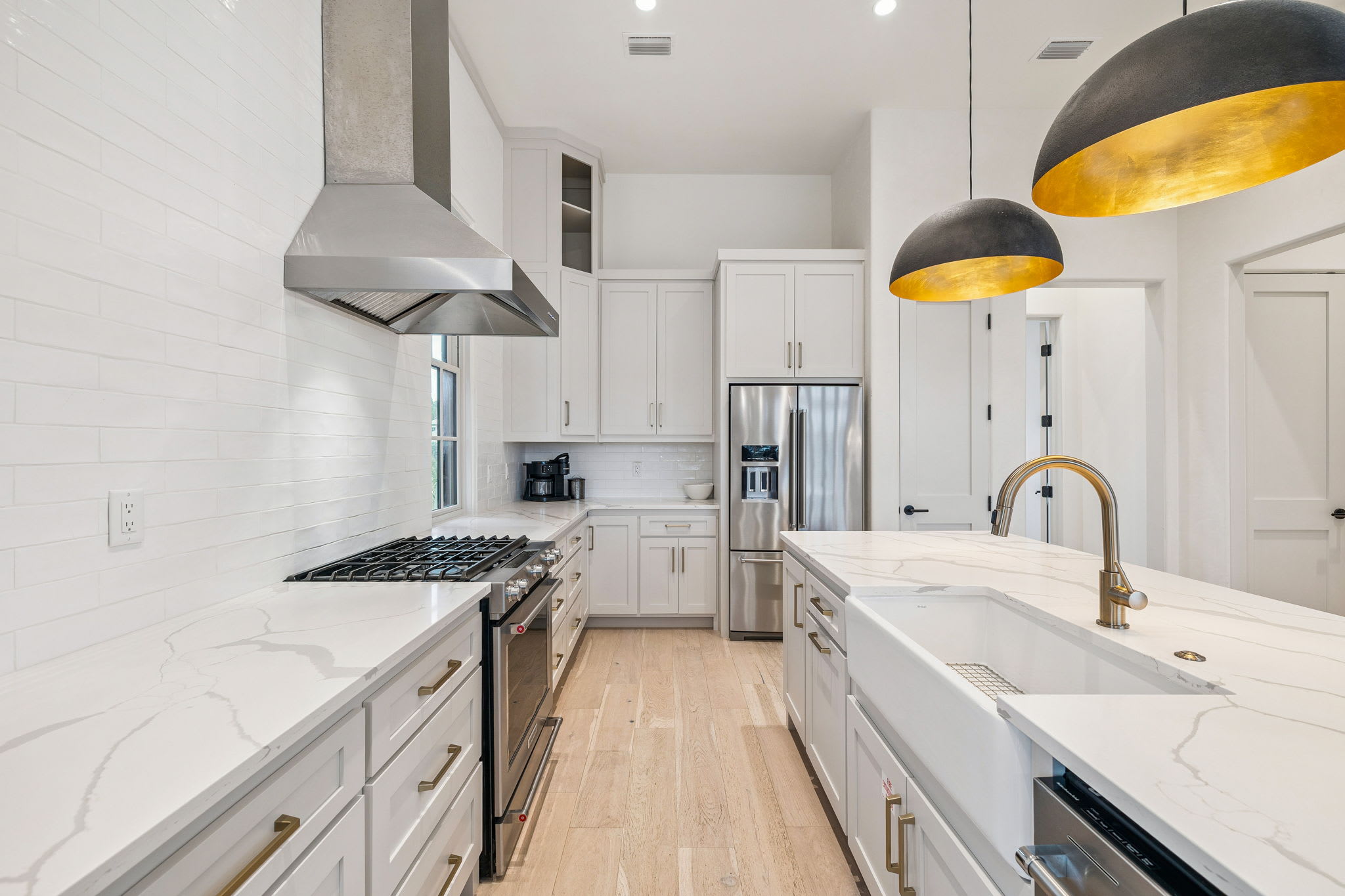 Spacious & Fully Equipped with Stainless Steel Appliances