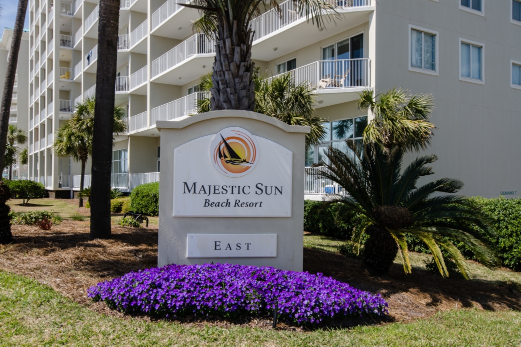Welcome to Tropical Breezes at Majestic Sun!