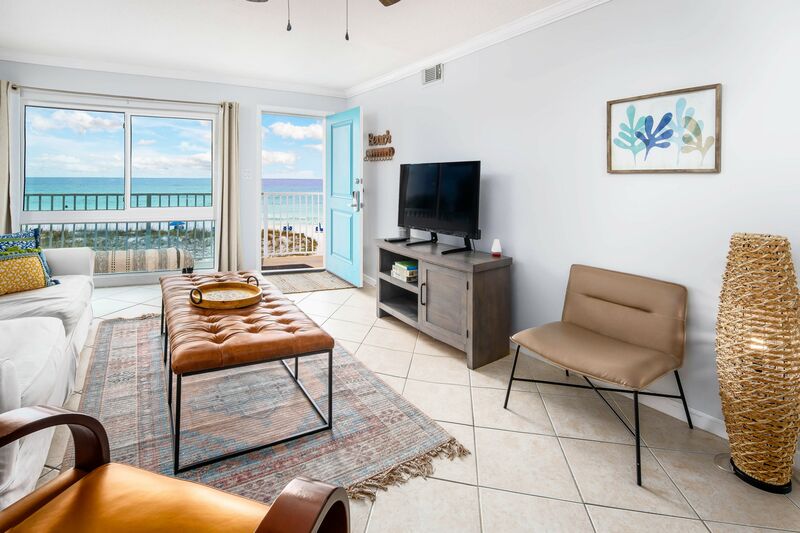 Living Room - Aqua Villa Resort, Okaloosa Island, Fort Walton Beach, Vacation Condos by Sunset Resort Rentals