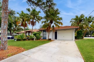 Bonita Springs Vacation Rental 18297