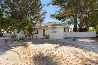 Holmes Beach Vacation Rental 20572