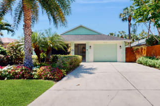 Naples Vacation Rental 22107