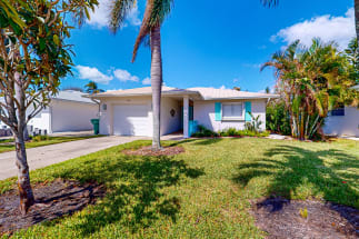 Naples Vacation Rental 22127