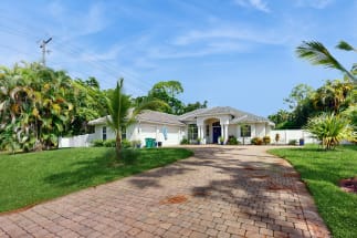 Naples Vacation Rental 22157