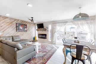 Pensacola Area Vacation Rental 27488
