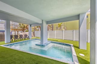 Bradenton Beach Vacation Rental 30235