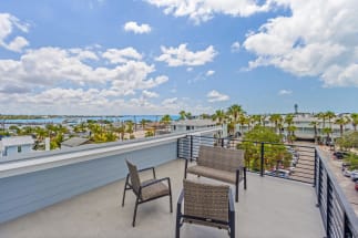 Bradenton Beach Vacation Rental 30240