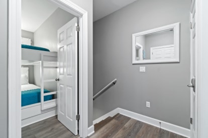 Seaside Bliss - Thumbnail Image #31