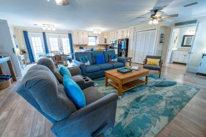 Hook, Wine N Sinker | {{City}}, {{State}} Vacation Rental | #4