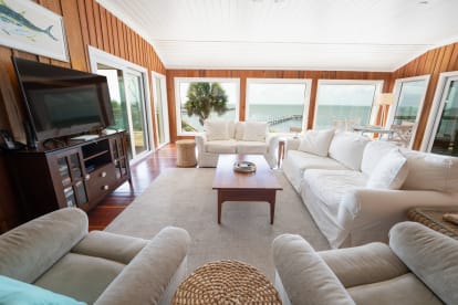 Old Bay | {{City}}, {{State}} Vacation Rental | #2
