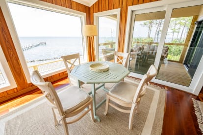 Old Bay | {{City}}, {{State}} Vacation Rental | #8