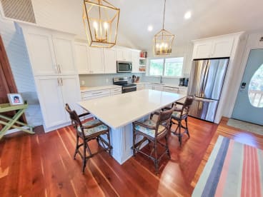 Old Bay | {{City}}, {{State}} Vacation Rental | #13