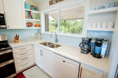 Old Bay | {{City}}, {{State}} Vacation Rental | #17