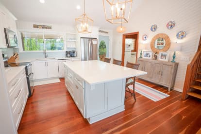 Old Bay | {{City}}, {{State}} Vacation Rental | #11