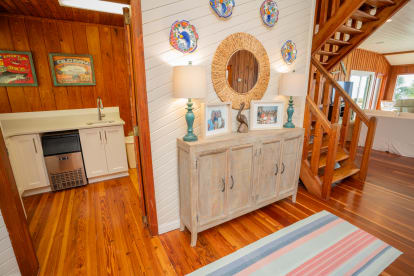 Old Bay | {{City}}, {{State}} Vacation Rental | #19