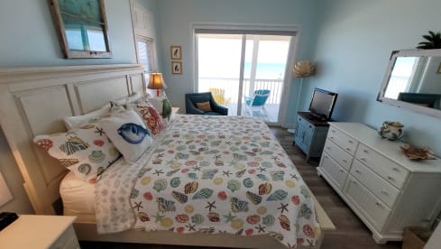Sun-Kissed | {{City}}, {{State}} Vacation Rental | #22