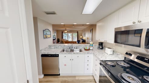 SeaCrest 204 | {{City}}, {{State}} Vacation Rental | #7