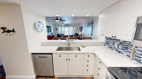 SeaCrest 503 | {{City}}, {{State}} Vacation Rental | #6