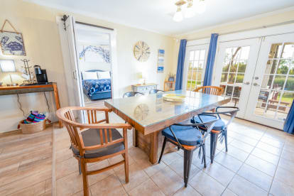 Hook, Wine N Sinker | {{City}}, {{State}} Vacation Rental | #11