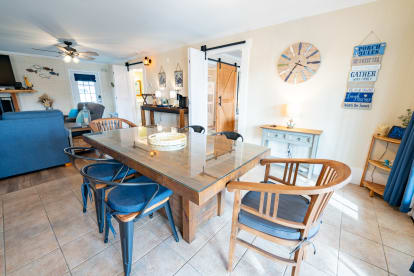 Hook, Wine N Sinker | {{City}}, {{State}} Vacation Rental | #12