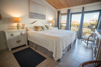 Picture Perfect (Ocean Mile J13) | {{City}}, {{State}} Vacation Rental | #12