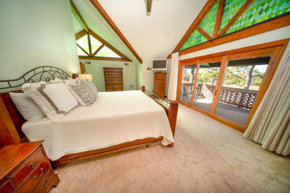 Saltwater Charlie's | {{City}}, {{State}} Vacation Rental | #31
