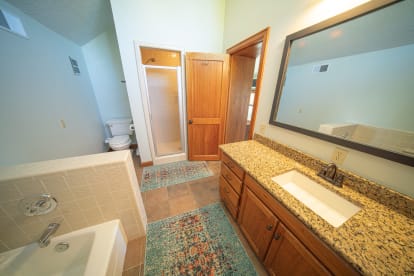 Saltwater Charlie's | {{City}}, {{State}} Vacation Rental | #35