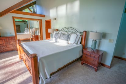 Saltwater Charlie's | {{City}}, {{State}} Vacation Rental | #32