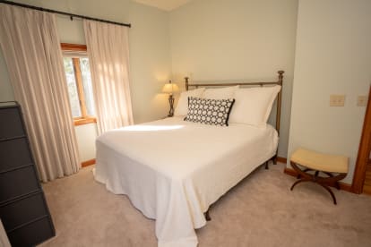 Saltwater Charlie's | {{City}}, {{State}} Vacation Rental | #26
