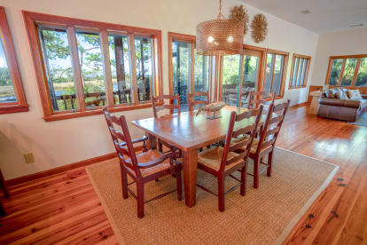 Saltwater Charlie's | {{City}}, {{State}} Vacation Rental | #14