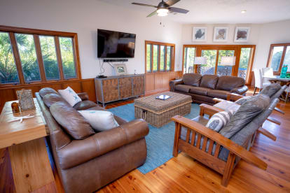 Saltwater Charlie's | {{City}}, {{State}} Vacation Rental | #9