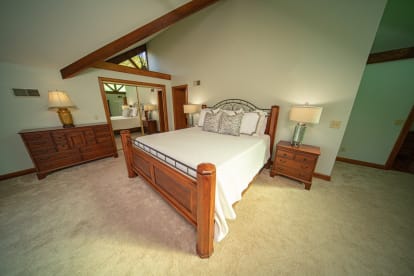 Saltwater Charlie's | {{City}}, {{State}} Vacation Rental | #29