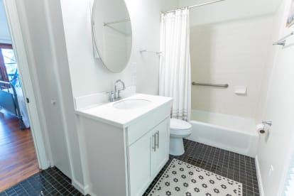 The Shady Oyster | {{City}}, {{State}} Vacation Rental | #35