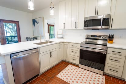 The Shady Oyster | {{City}}, {{State}} Vacation Rental | #25