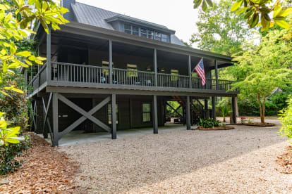 The Shady Oyster | {{City}}, {{State}} Vacation Rental | #3