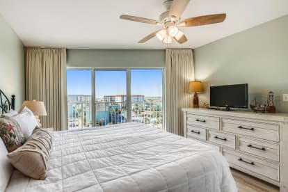 SeaCrest 610 | {{City}}, {{State}} Vacation Rental | #15