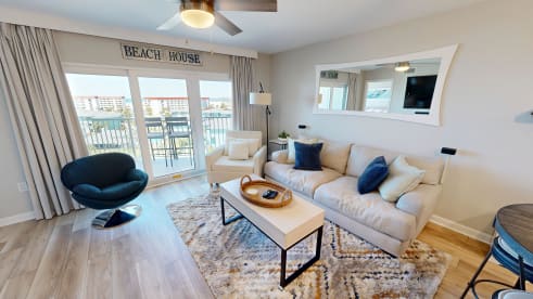 SeaCrest 714 | {{City}}, {{State}} Vacation Rental | #2